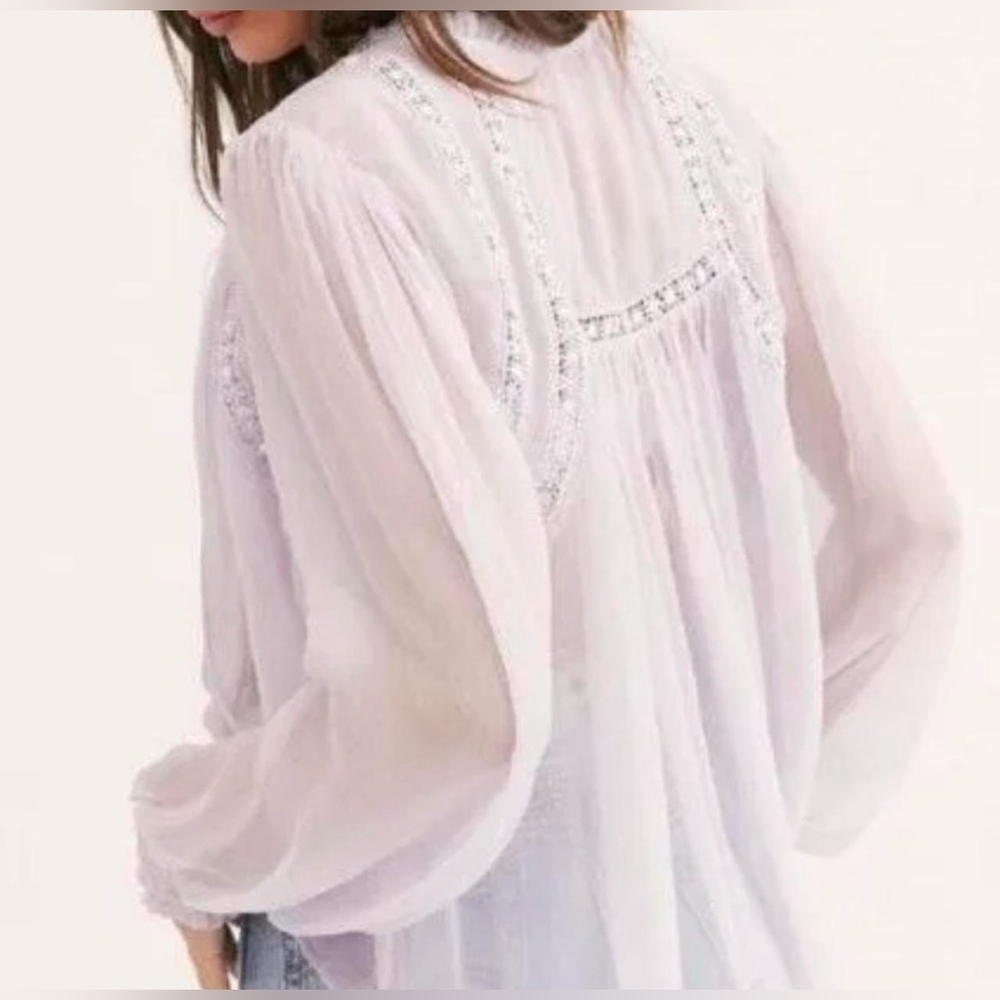 Like-New Free People Beautiful Lavender Top, Medium